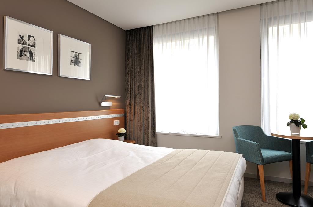 Business By Parkhotel -Annex- Kortrijk Quarto foto